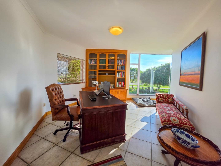 4 Bedroom Property for Sale in Stilbaai Wes Western Cape